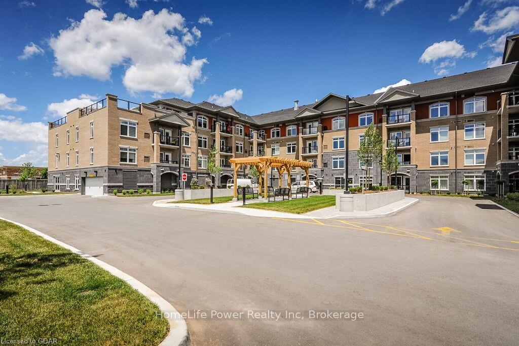 Photo 5 of Unit 319, 106 Bard Boulevard, Guelph, Pineridge/Westminster Woods — HOMEH