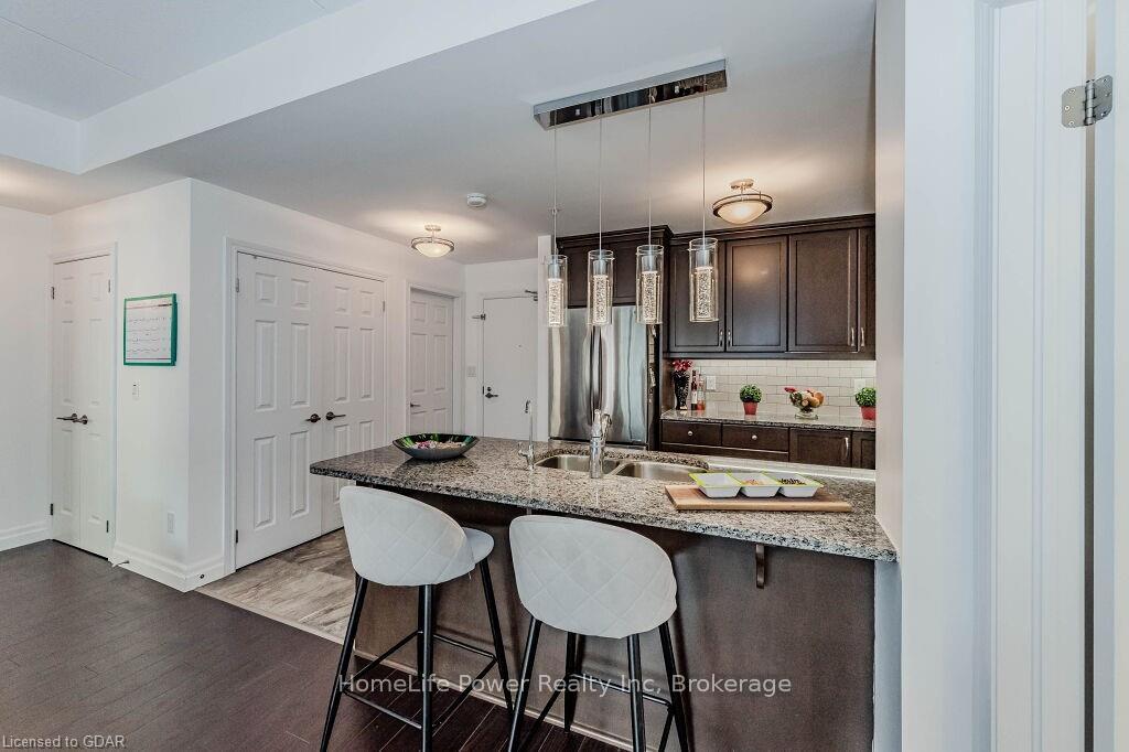 Photo 17 of Unit 319, 106 Bard Boulevard, Guelph, Pineridge/Westminster Woods — HOMEH
