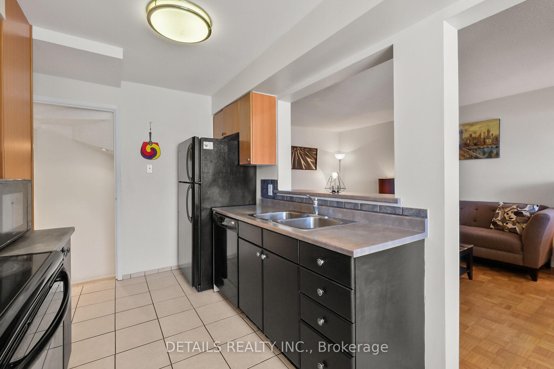 Photo 12 of Unit 4, 1665 Heatherington Road, Ottawa, Heron Gate/Industrial Park — HOMEH