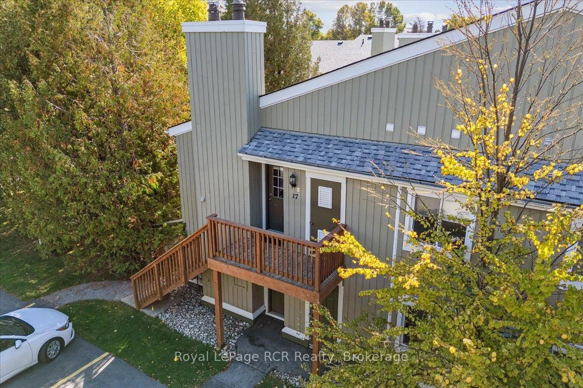 Photo 2 of Unit 17, 15 Dawson Drive, Collingwood — HOMEH