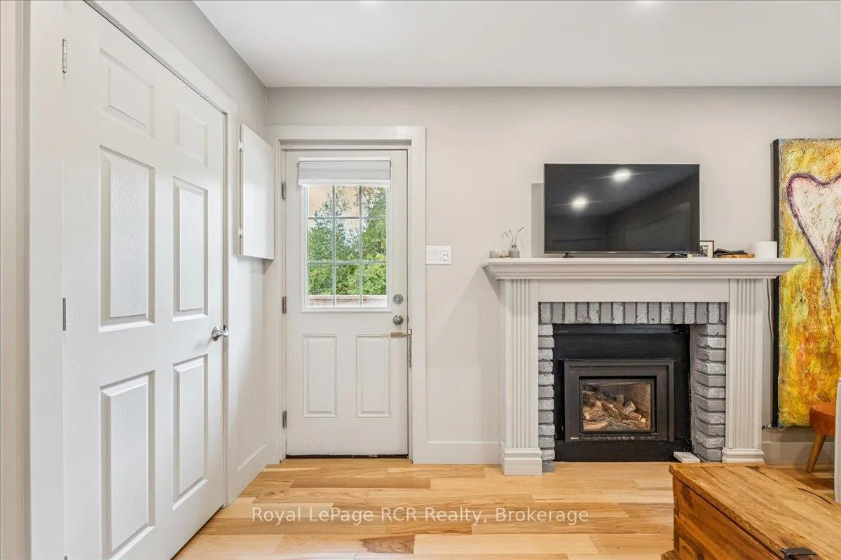 Photo 6 of Unit 17, 15 Dawson Drive, Collingwood — HOMEH