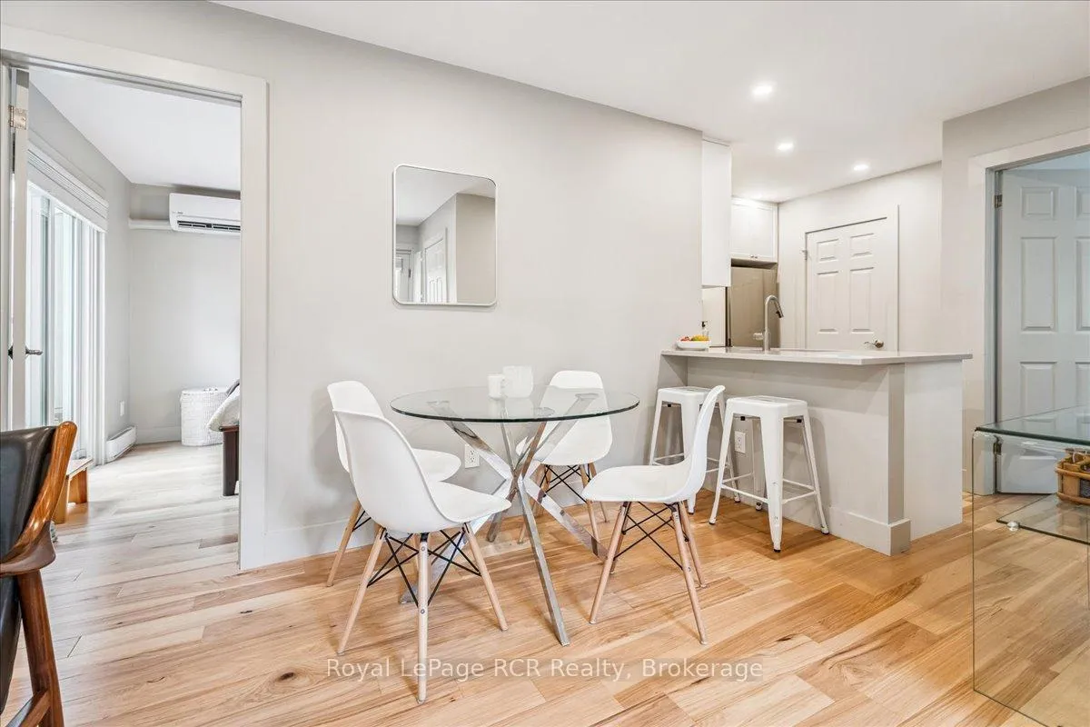 Photo 11 of Unit 17, 15 Dawson Drive, Collingwood — HOMEH