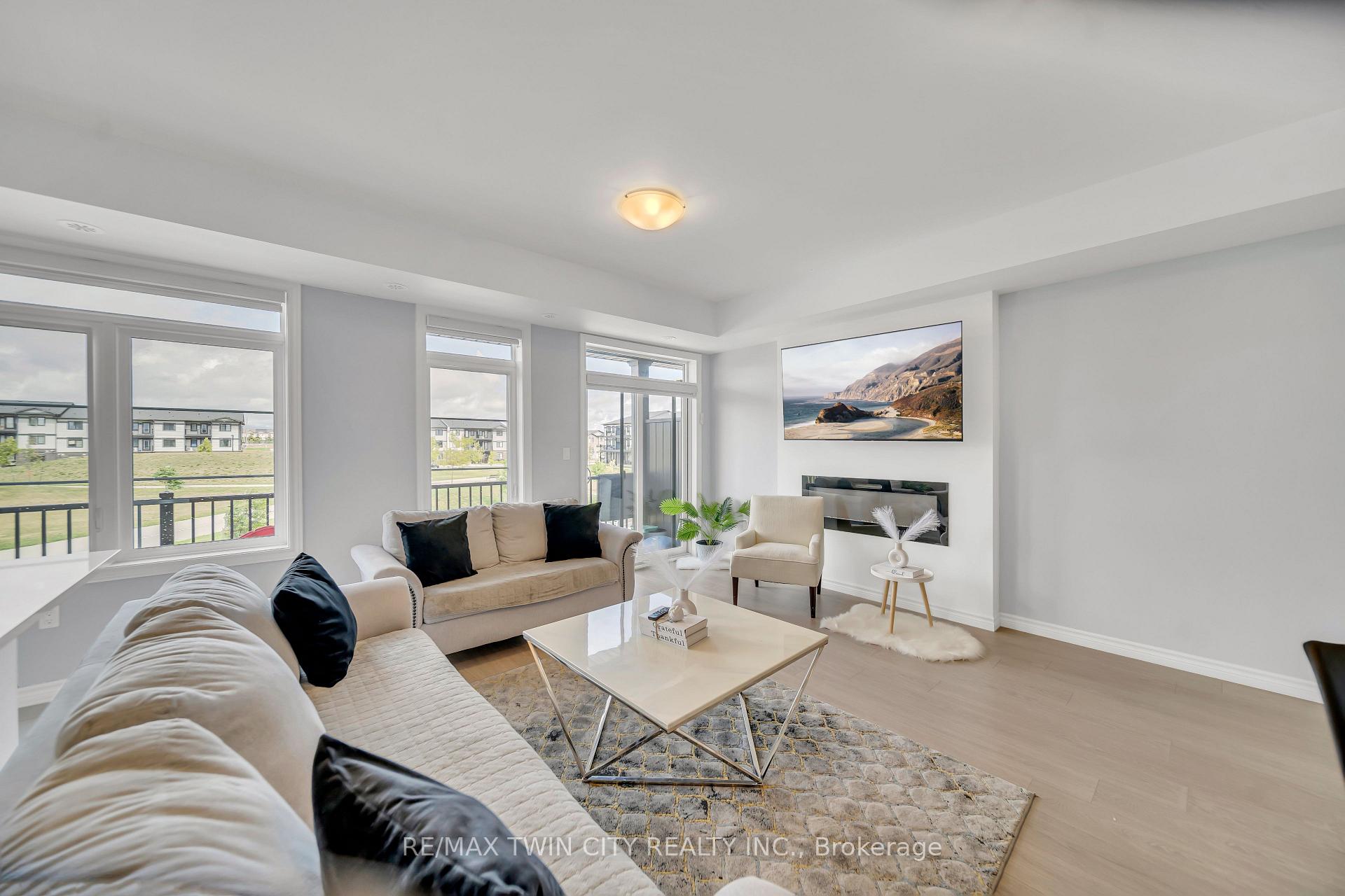 Photo 6 of 186 Wheat Lane, Kitchener — HOMEH