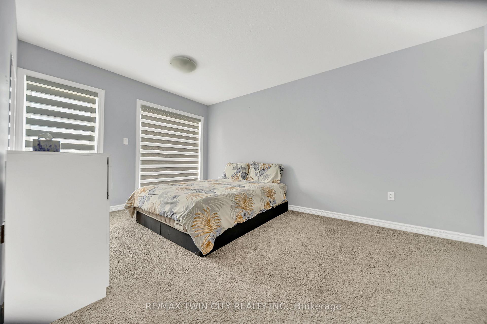 Photo 15 of 186 Wheat Lane, Kitchener — HOMEH