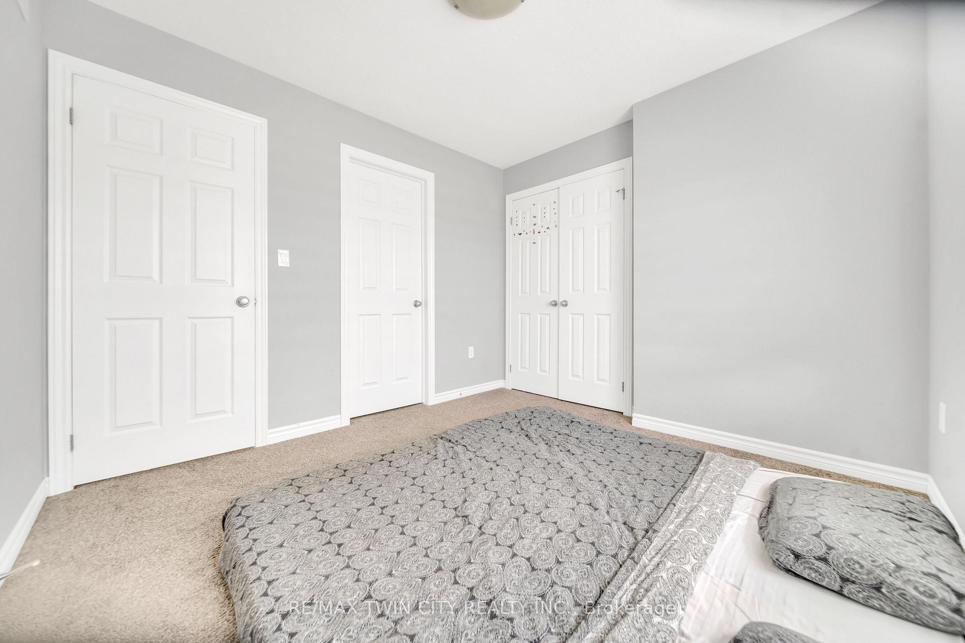 Photo 20 of 186 Wheat Lane, Kitchener — HOMEH