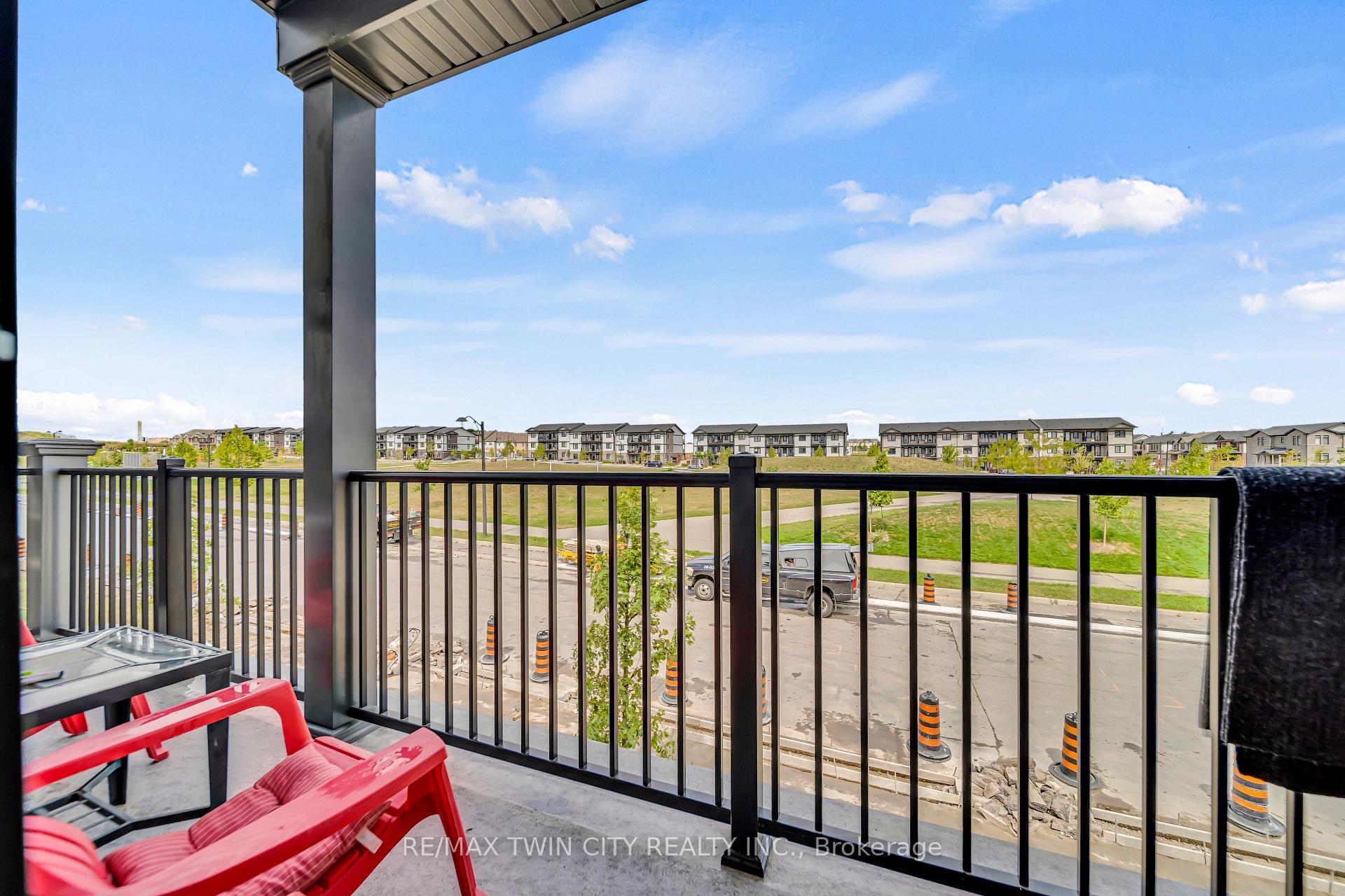 Photo 25 of 186 Wheat Lane, Kitchener — HOMEH
