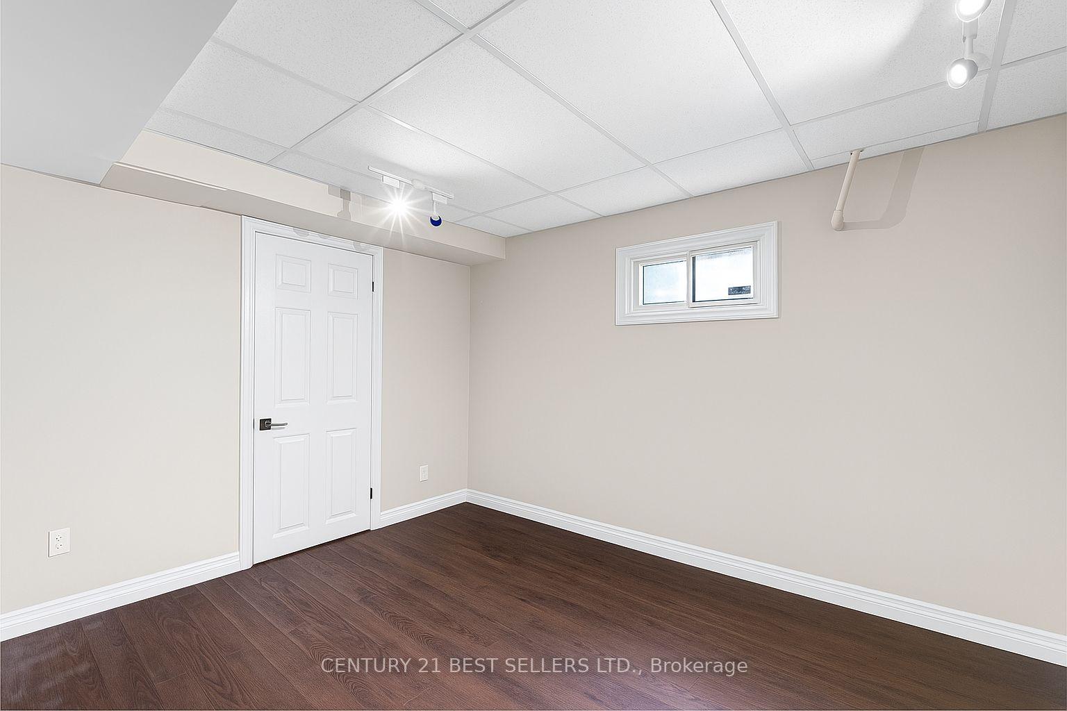 Photo 1 of 477 Ontario Street N, Milton, Dorset Park — HOMEH
