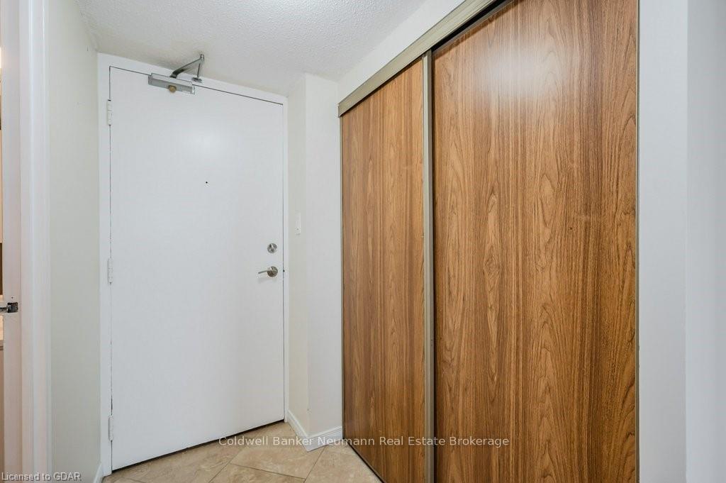 Photo 5 of Unit 501, 89 Westwood Road, Guelph, Willow West/Sugarbush/West Acres — HOMEH