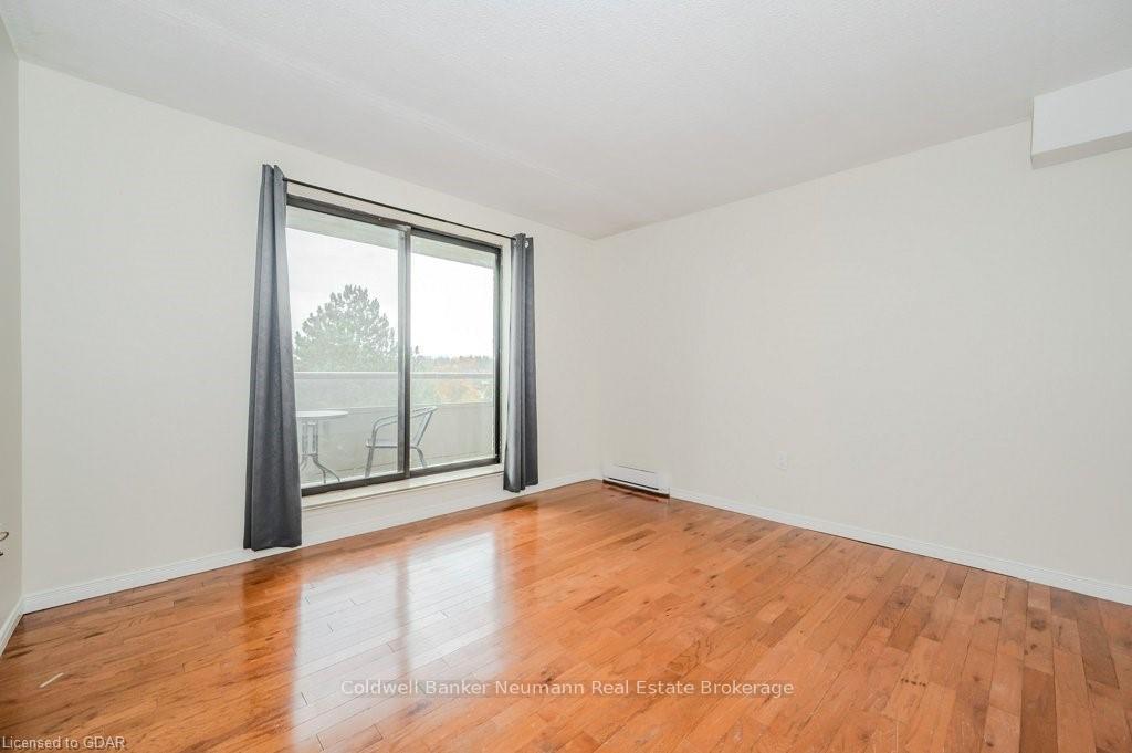 Photo 8 of Unit 501, 89 Westwood Road, Guelph, Willow West/Sugarbush/West Acres — HOMEH