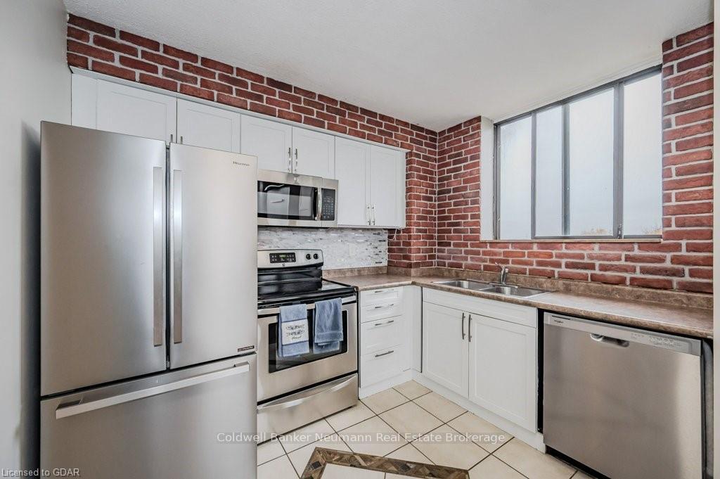 Photo 10 of Unit 501, 89 Westwood Road, Guelph, Willow West/Sugarbush/West Acres — HOMEH
