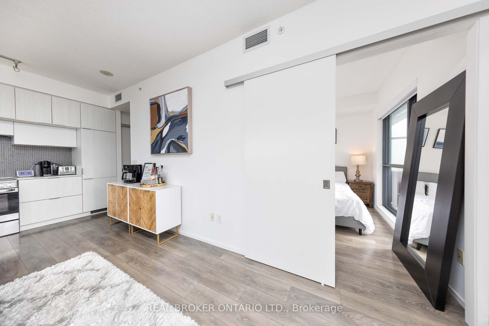 Photo 11 of Unit 2901, 159 Dundas Street E, Toronto, Church-Yonge Corridor — HOMEH