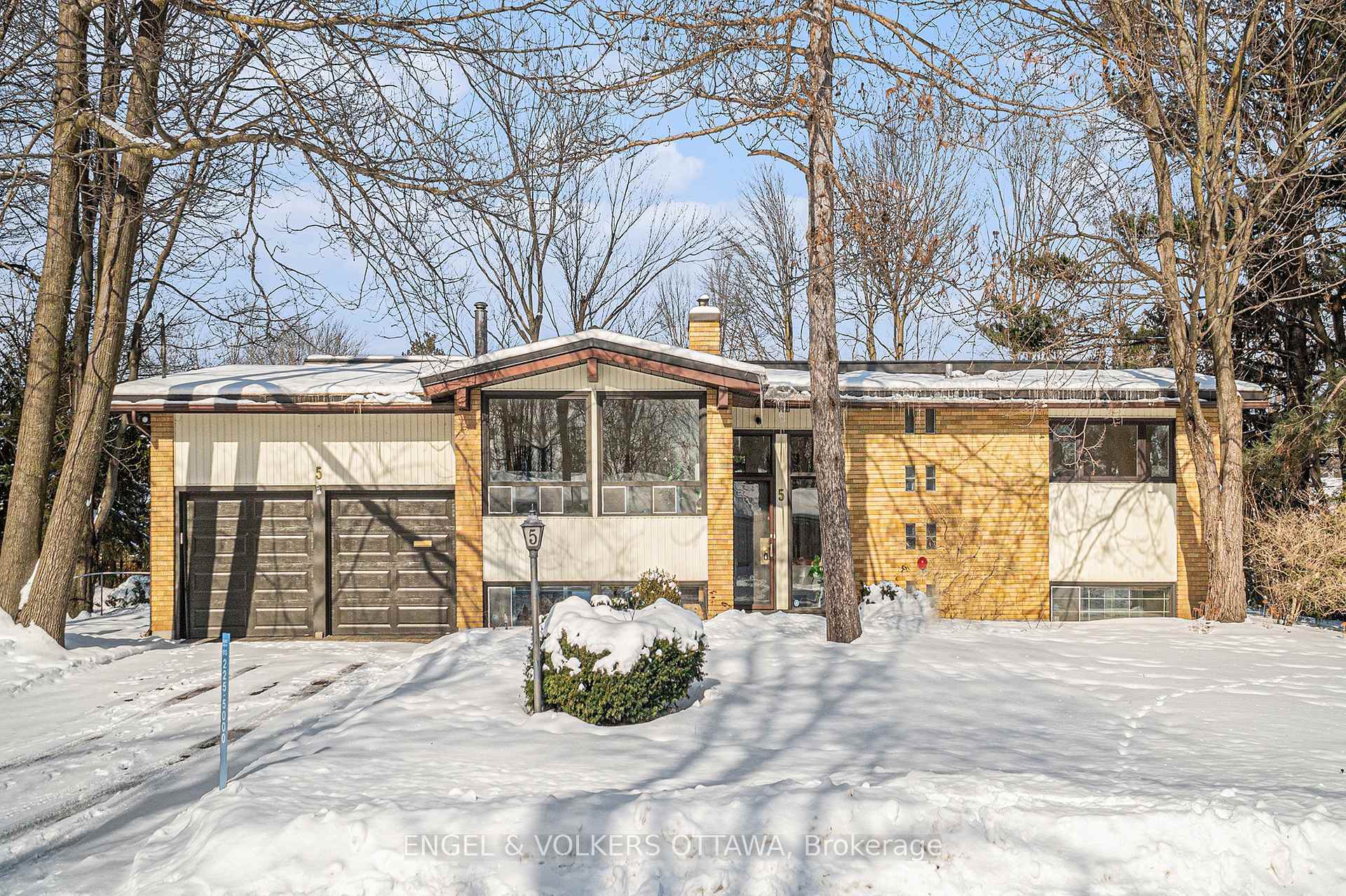 Photo 1 of 5 Deerlane Avenue, Ottawa, Pineglen/Country Place — HOMEH