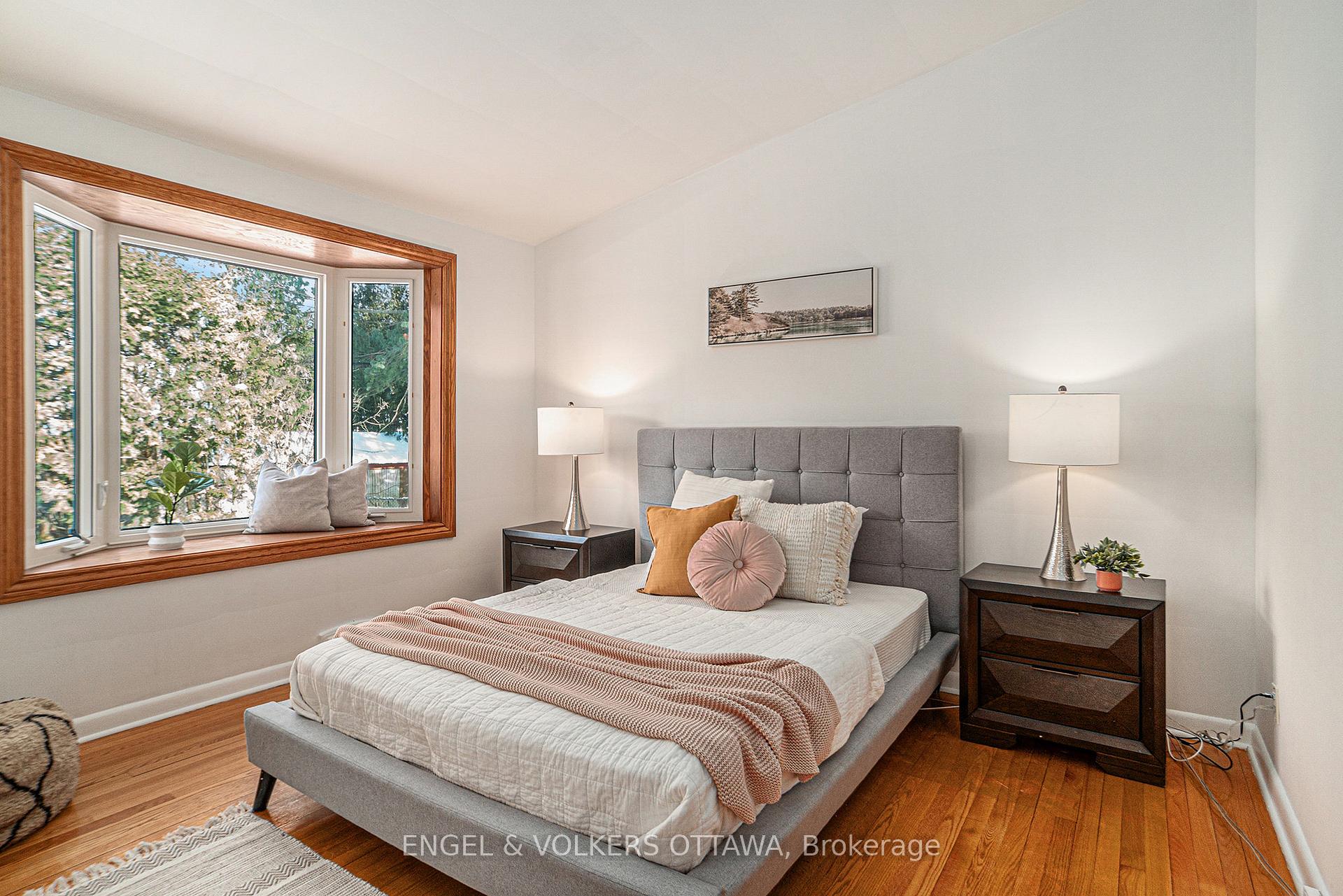 Photo 24 of 5 Deerlane Avenue, Ottawa, Pineglen/Country Place — HOMEH