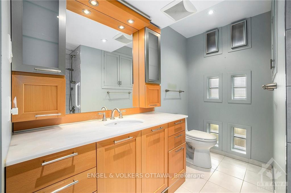 Photo 12 of 5 Deerlane Avenue, Ottawa, Pineglen/Country Place — HOMEH