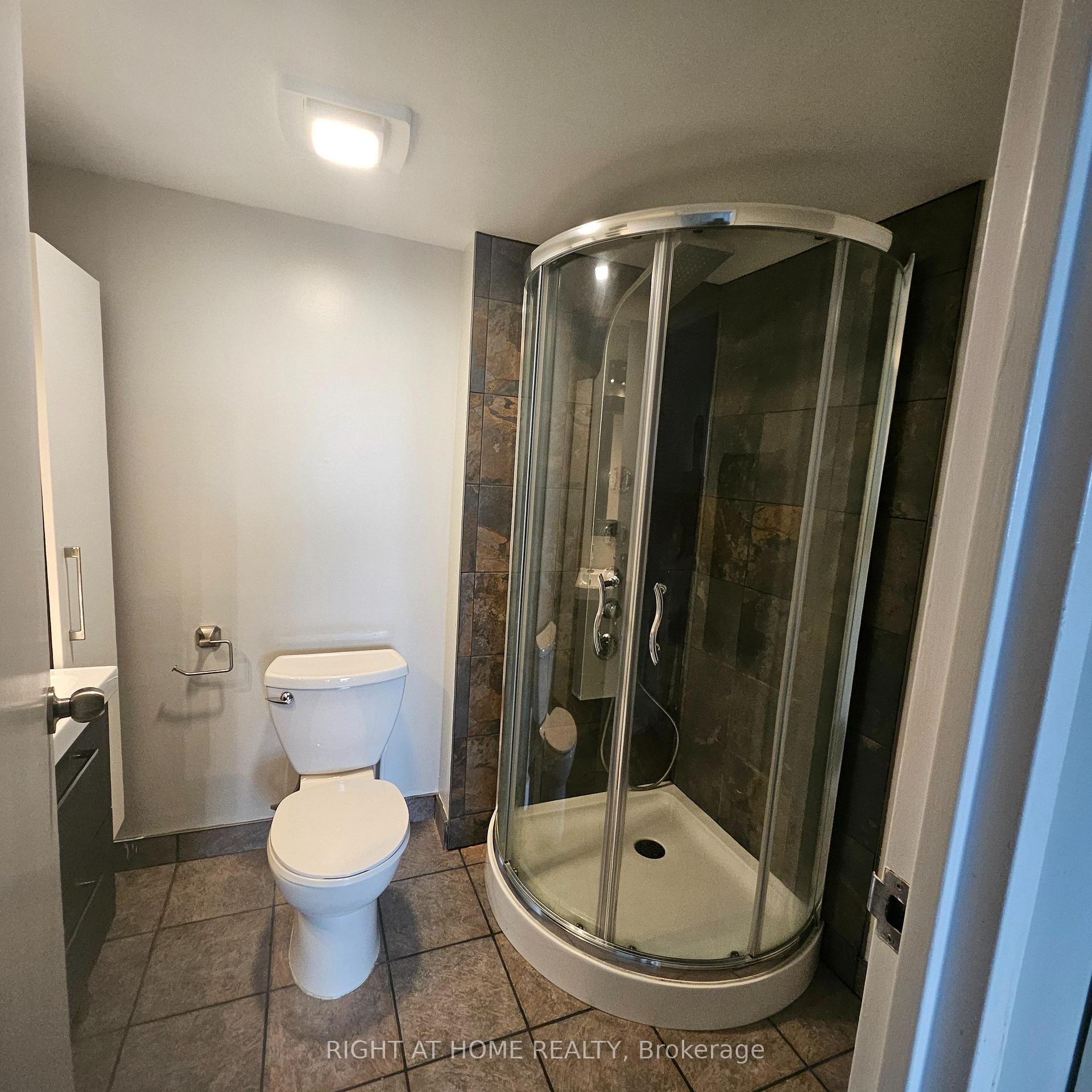Photo 16 of Unit 502, 2760 Carousel Crescent, Ottawa, Emerald Woods/Sawmill Creek — HOMEH