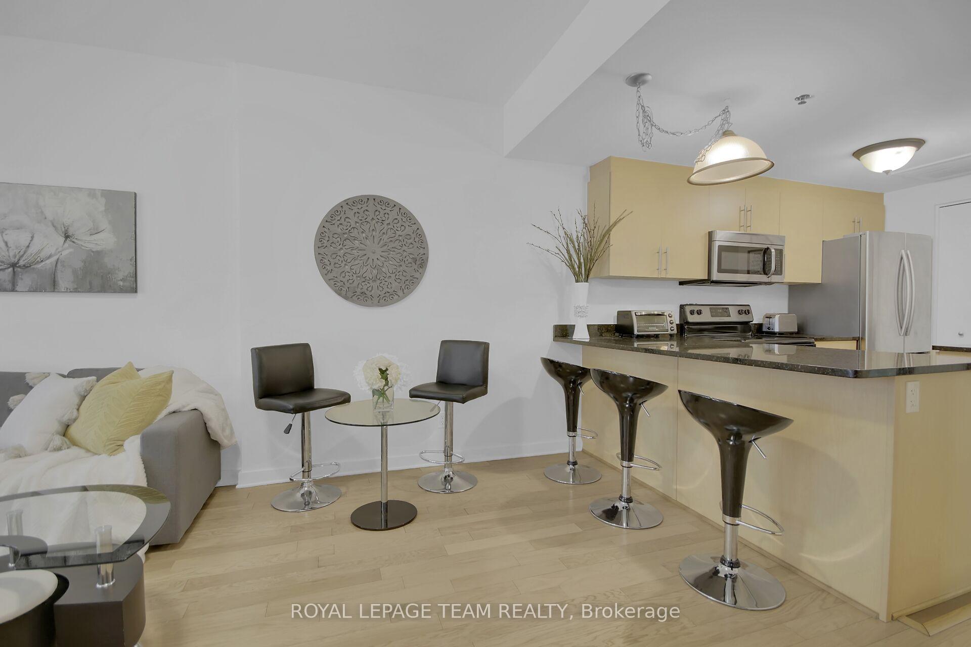 Photo 8 of Unit 102, 142 Daly Avenue, Ottawa, Sandy Hill — HOMEH