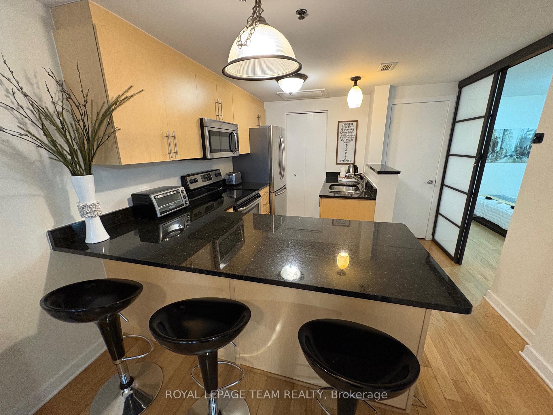 Photo 11 of Unit 102, 142 Daly Avenue, Ottawa, Sandy Hill — HOMEH