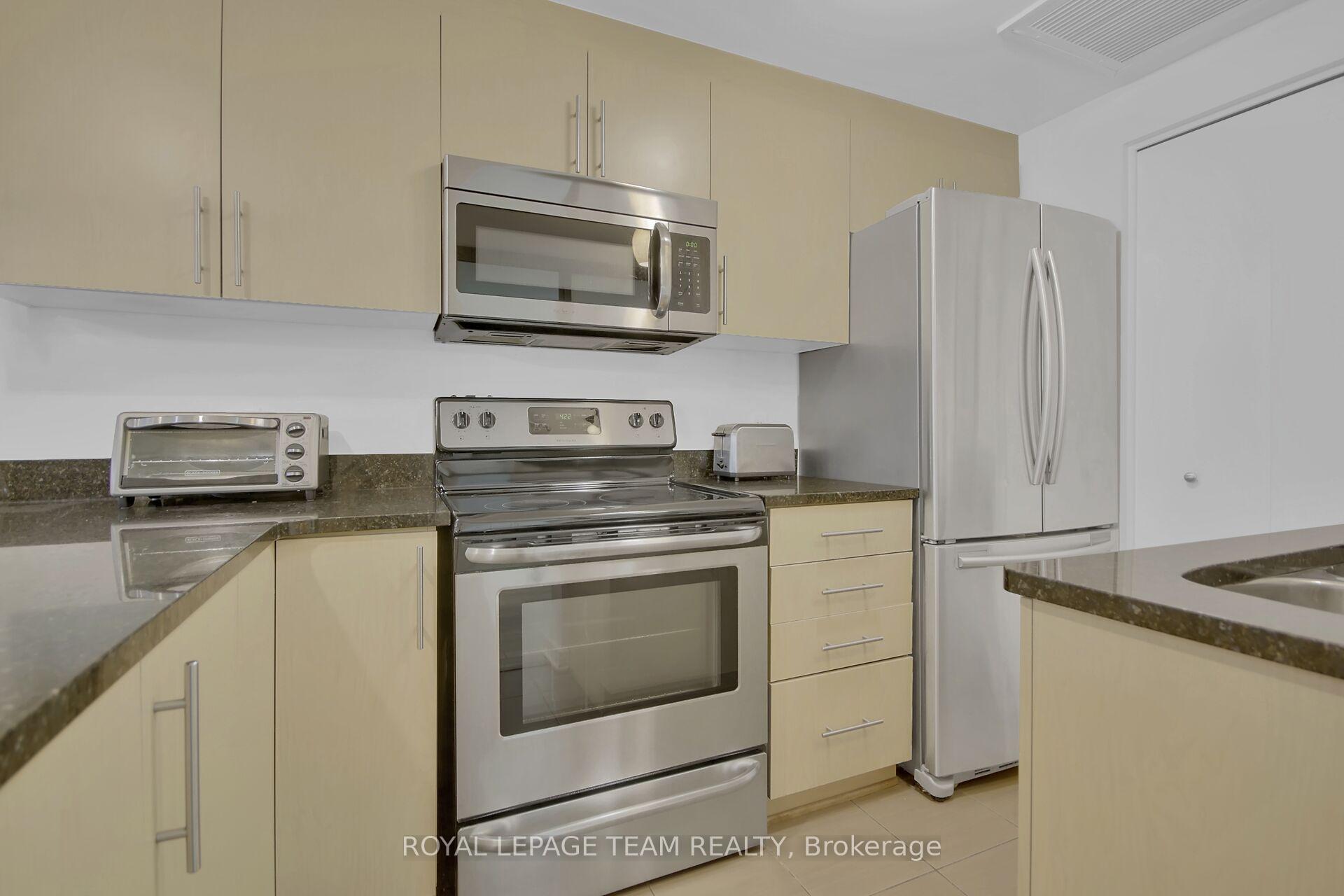 Photo 18 of Unit 102, 142 Daly Avenue, Ottawa, Sandy Hill — HOMEH