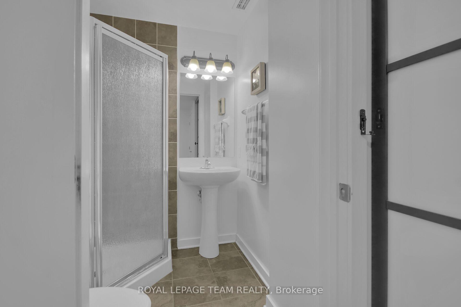 Photo 39 of Unit 102, 142 Daly Avenue, Ottawa, Sandy Hill — HOMEH