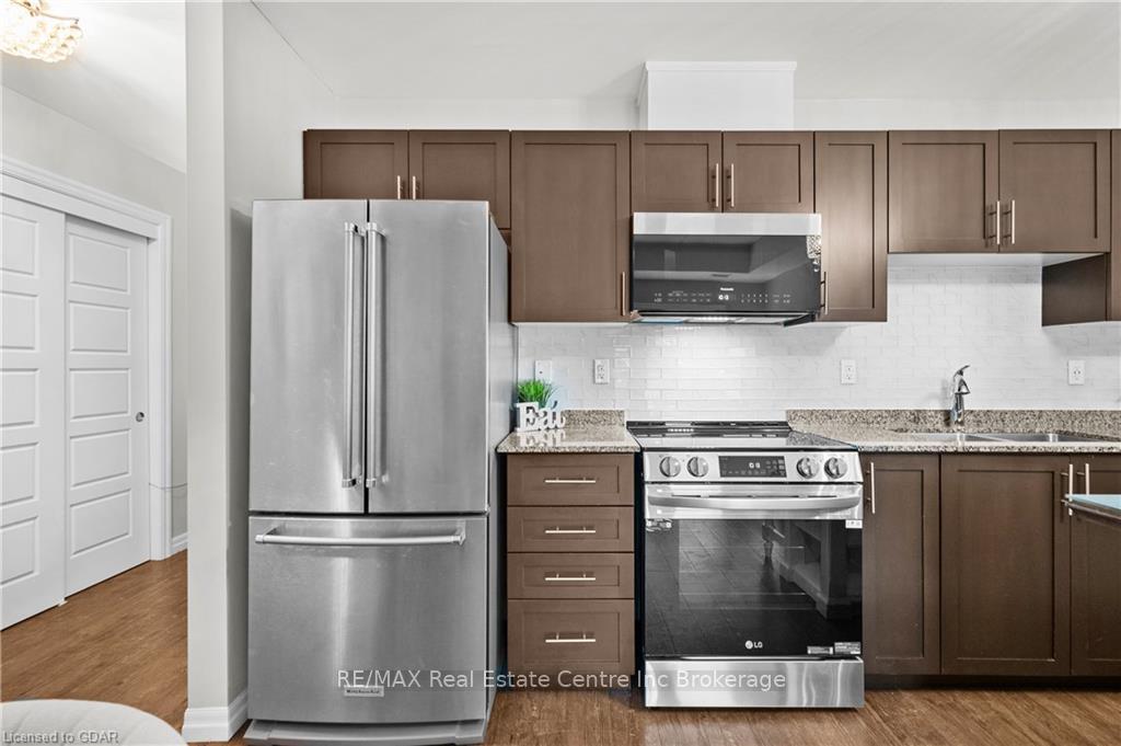 Photo 13 of Unit 109, 35 Kingsbury Square, Guelph, Pineridge/Westminster Woods — HOMEH