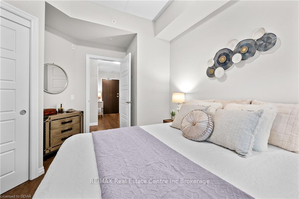 Photo 19 of Unit 109, 35 Kingsbury Square, Guelph, Pineridge/Westminster Woods — HOMEH