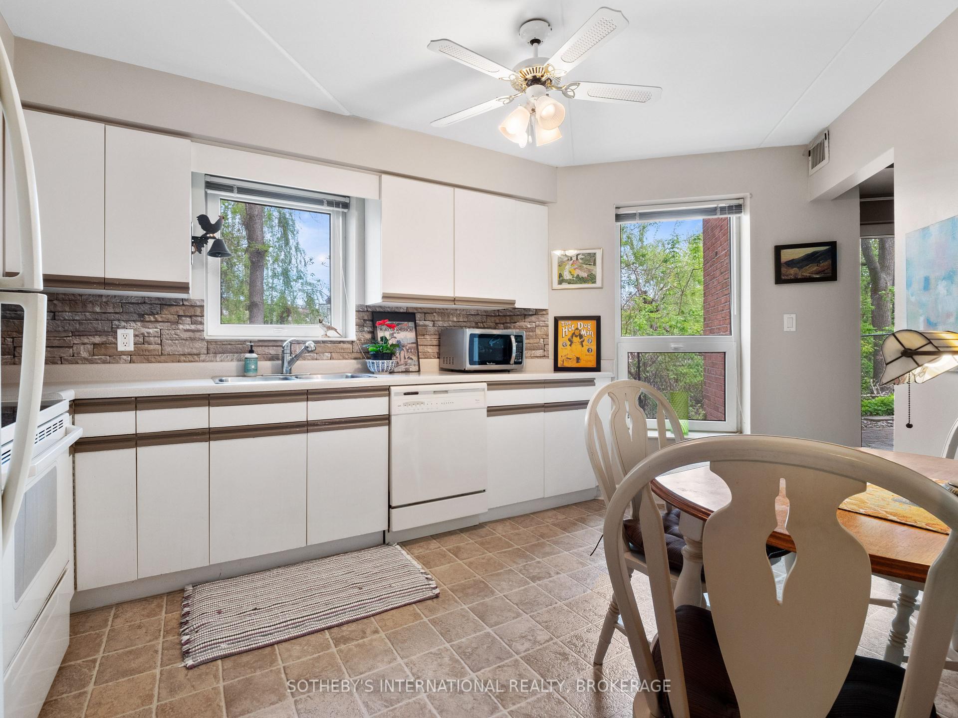 Photo 6 of Unit 105, 244 Lakeshore Road, St. Catharines, Vine/Linwell — HOMEH