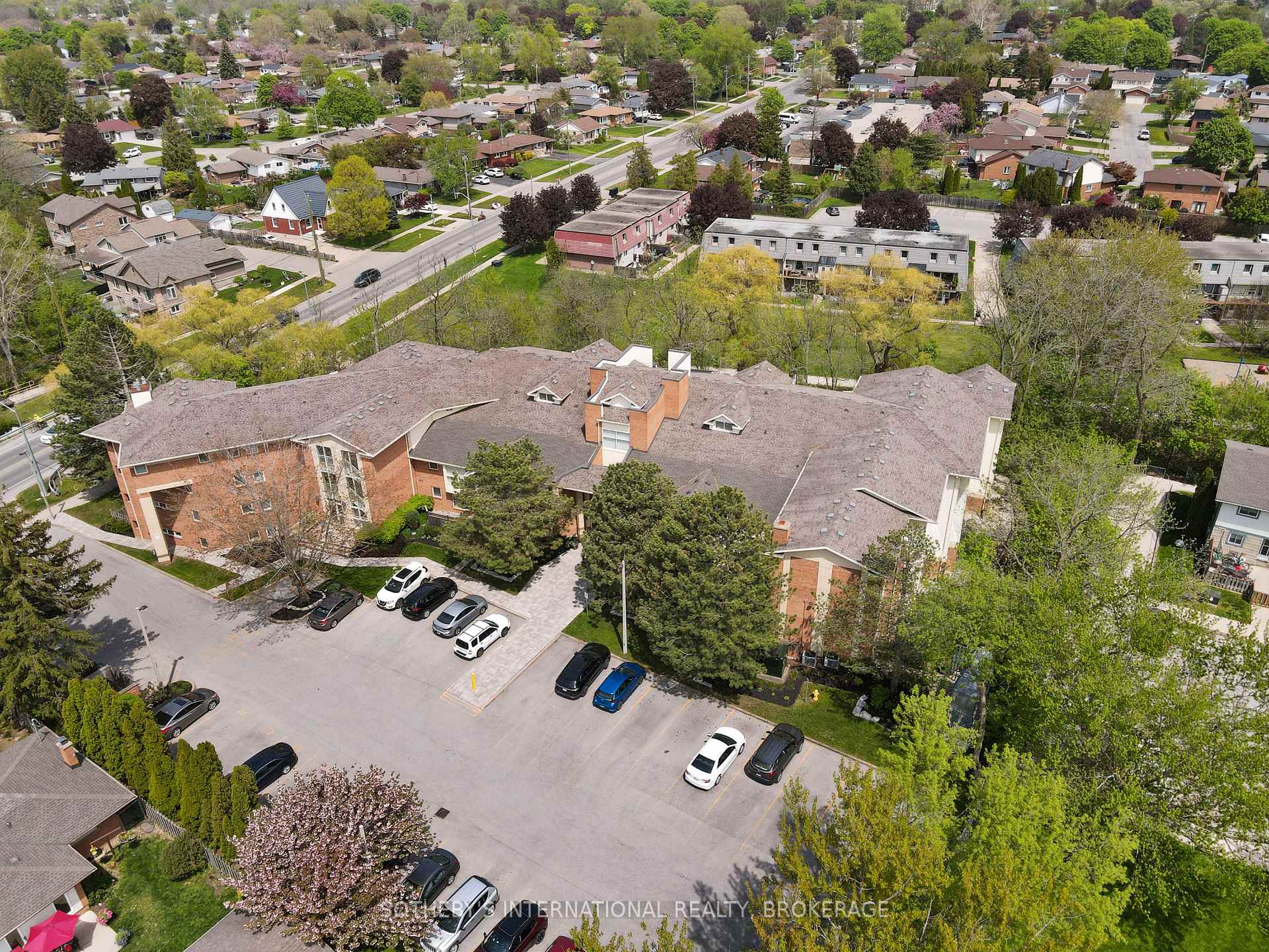 Photo 24 of Unit 105, 244 Lakeshore Road, St. Catharines, Vine/Linwell — HOMEH