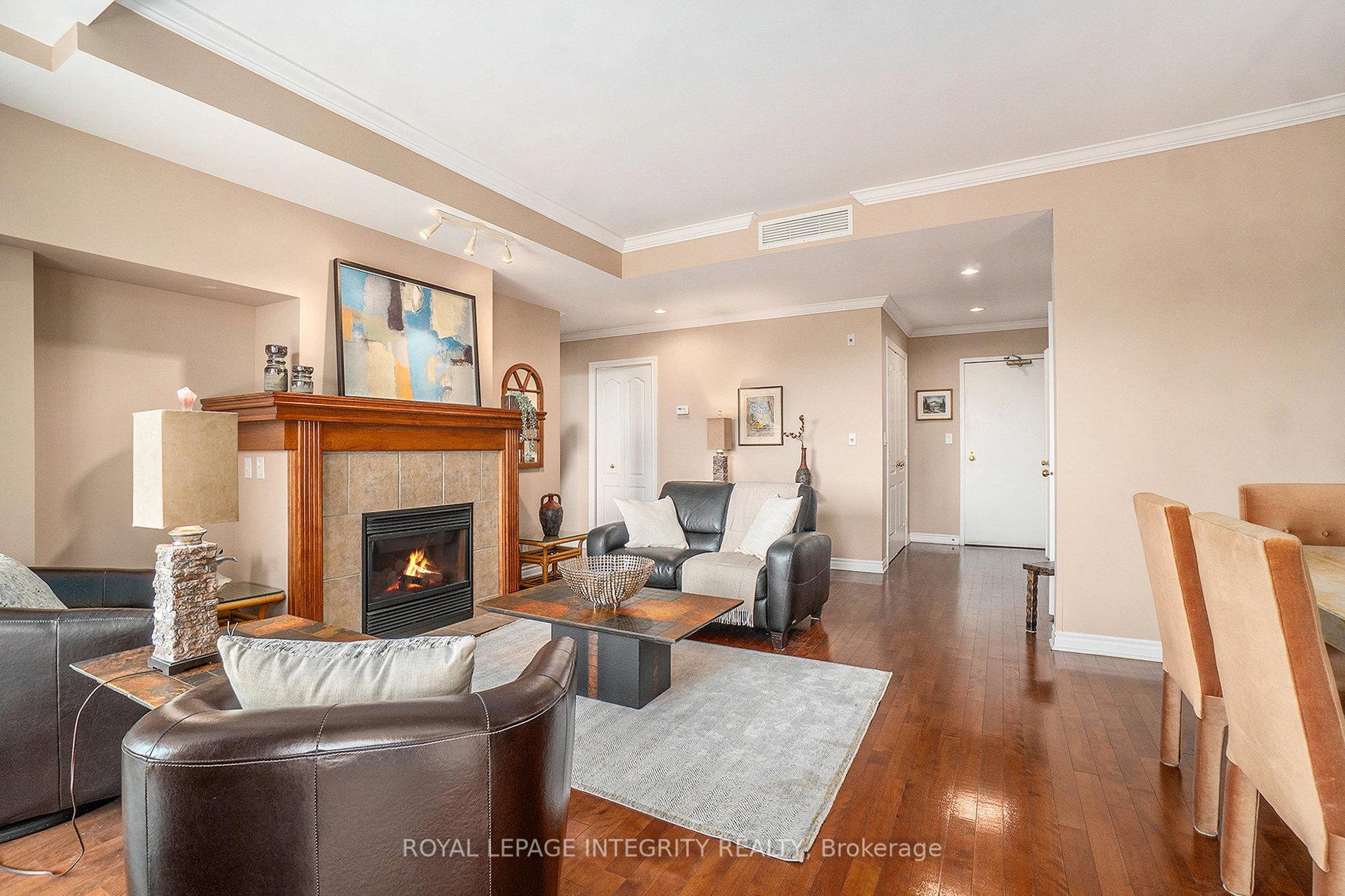Photo 6 of Unit 704, 136 Darlington Private, Ottawa, Hunt Club/Western Community — HOMEH