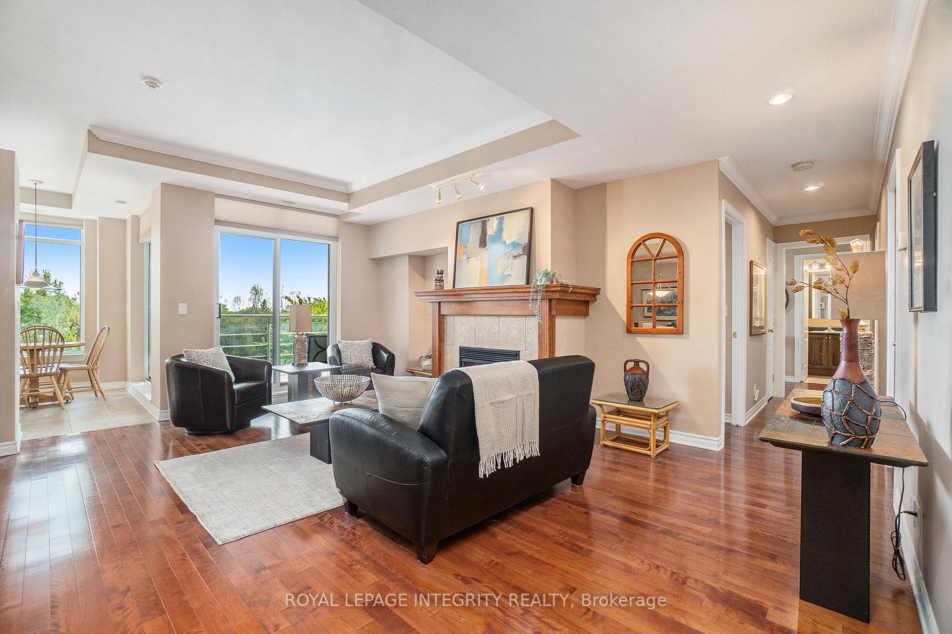 Photo 9 of Unit 704, 136 Darlington Private, Ottawa, Hunt Club/Western Community — HOMEH