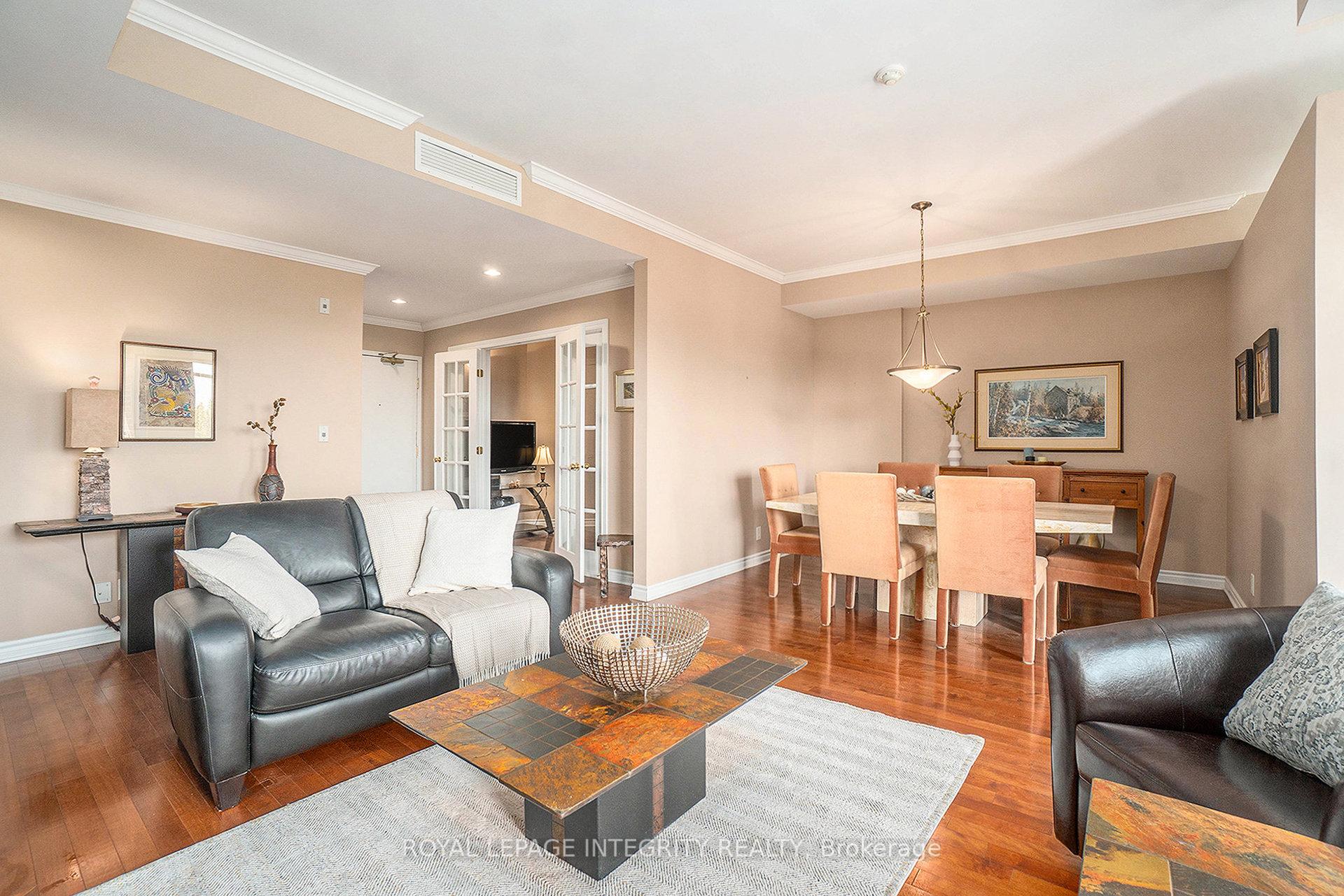 Photo 10 of Unit 704, 136 Darlington Private, Ottawa, Hunt Club/Western Community — HOMEH