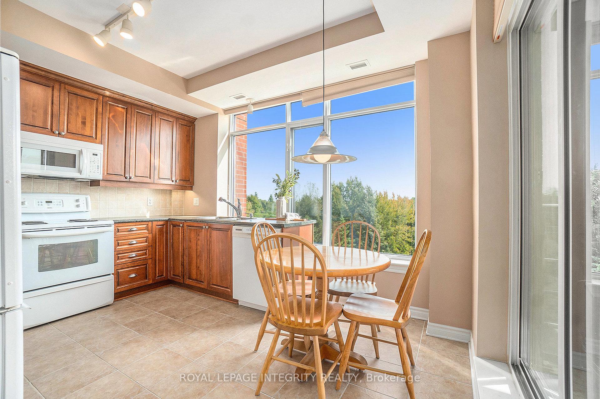 Photo 15 of Unit 704, 136 Darlington Private, Ottawa, Hunt Club/Western Community — HOMEH