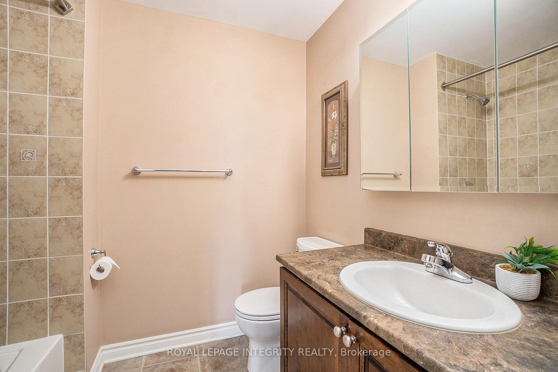 Photo 24 of Unit 704, 136 Darlington Private, Ottawa, Hunt Club/Western Community — HOMEH