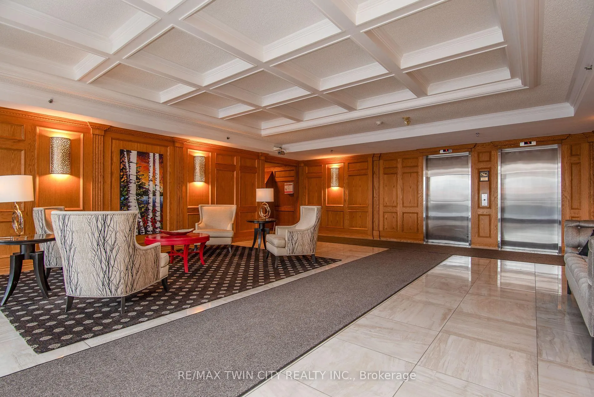 Photo 6 of Unit 504, 2 Lancaster Street E, Kitchener — HOMEH