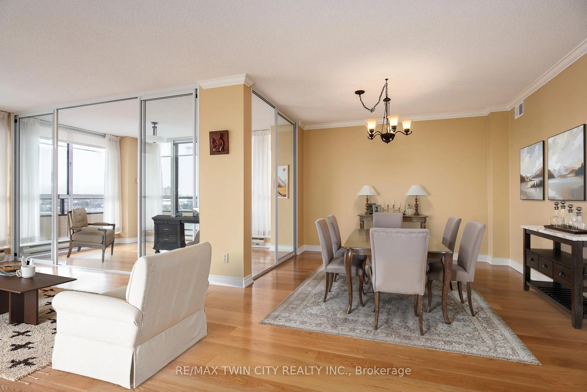Photo 12 of Unit 504, 2 Lancaster Street E, Kitchener — HOMEH