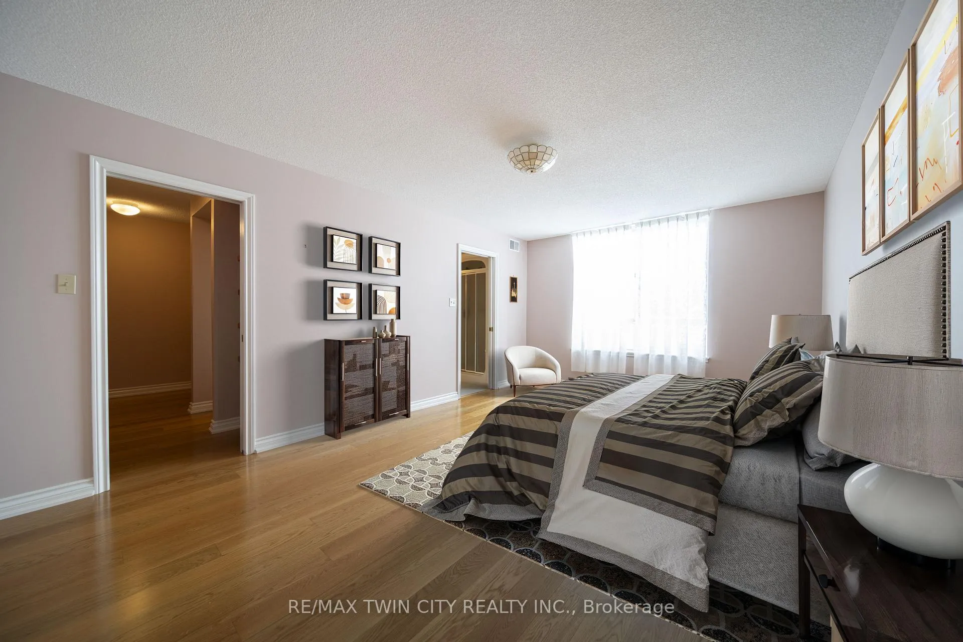 Photo 15 of Unit 504, 2 Lancaster Street E, Kitchener — HOMEH