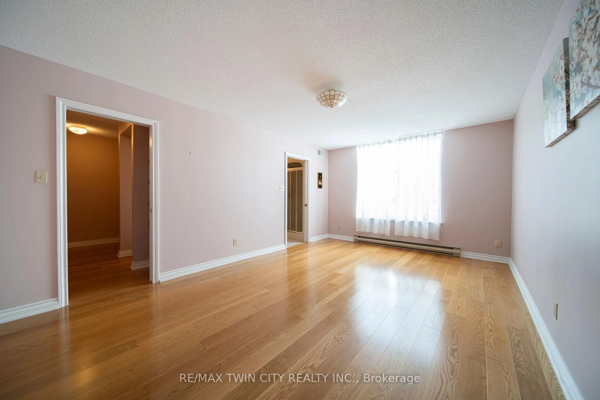 Photo 16 of Unit 504, 2 Lancaster Street E, Kitchener — HOMEH