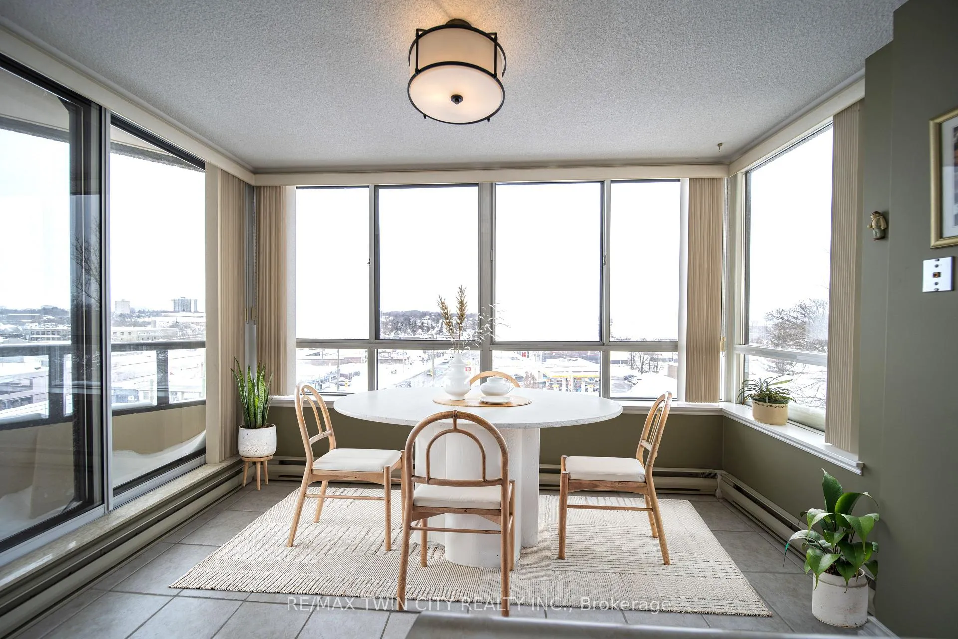 Photo 24 of Unit 504, 2 Lancaster Street E, Kitchener — HOMEH