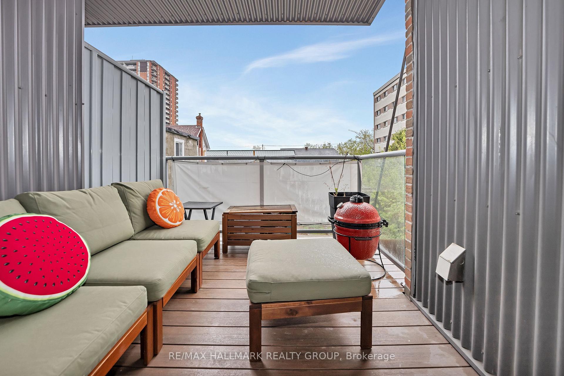 Photo 9 of Unit 201, 390 Booth Street, Ottawa, West Centre Town — HOMEH
