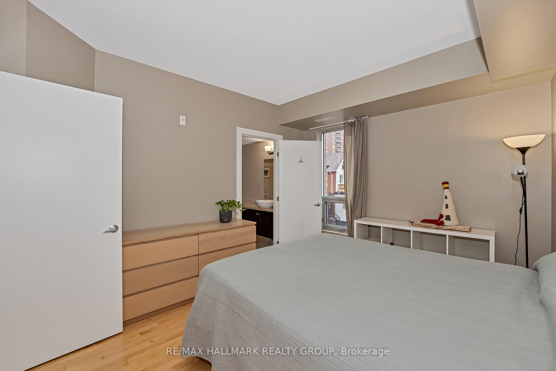 Photo 26 of Unit 201, 390 Booth Street, Ottawa, West Centre Town — HOMEH