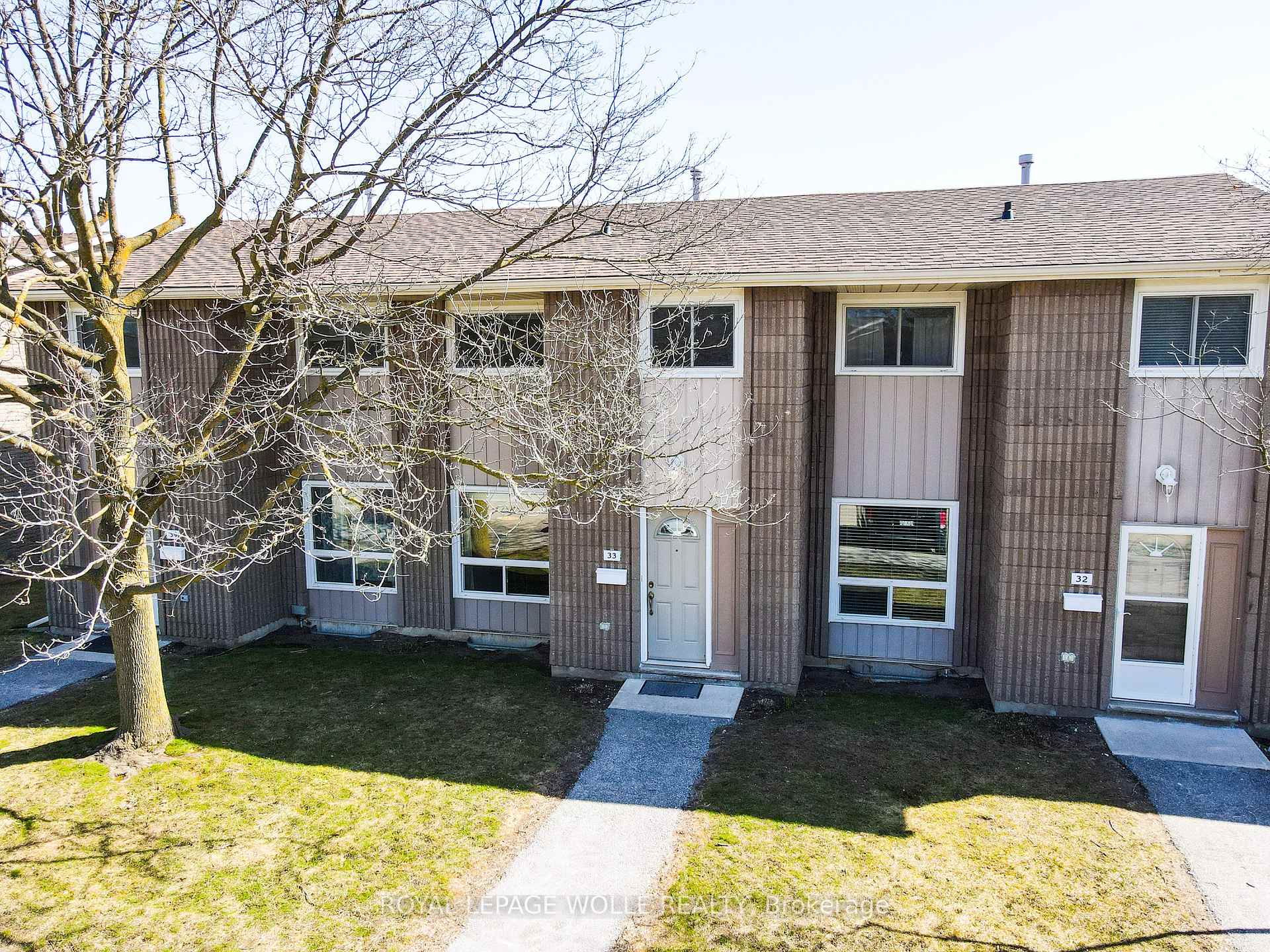 Photo 1 of Unit 33, 25 Upper Canada Drive, Kitchener — HOMEH