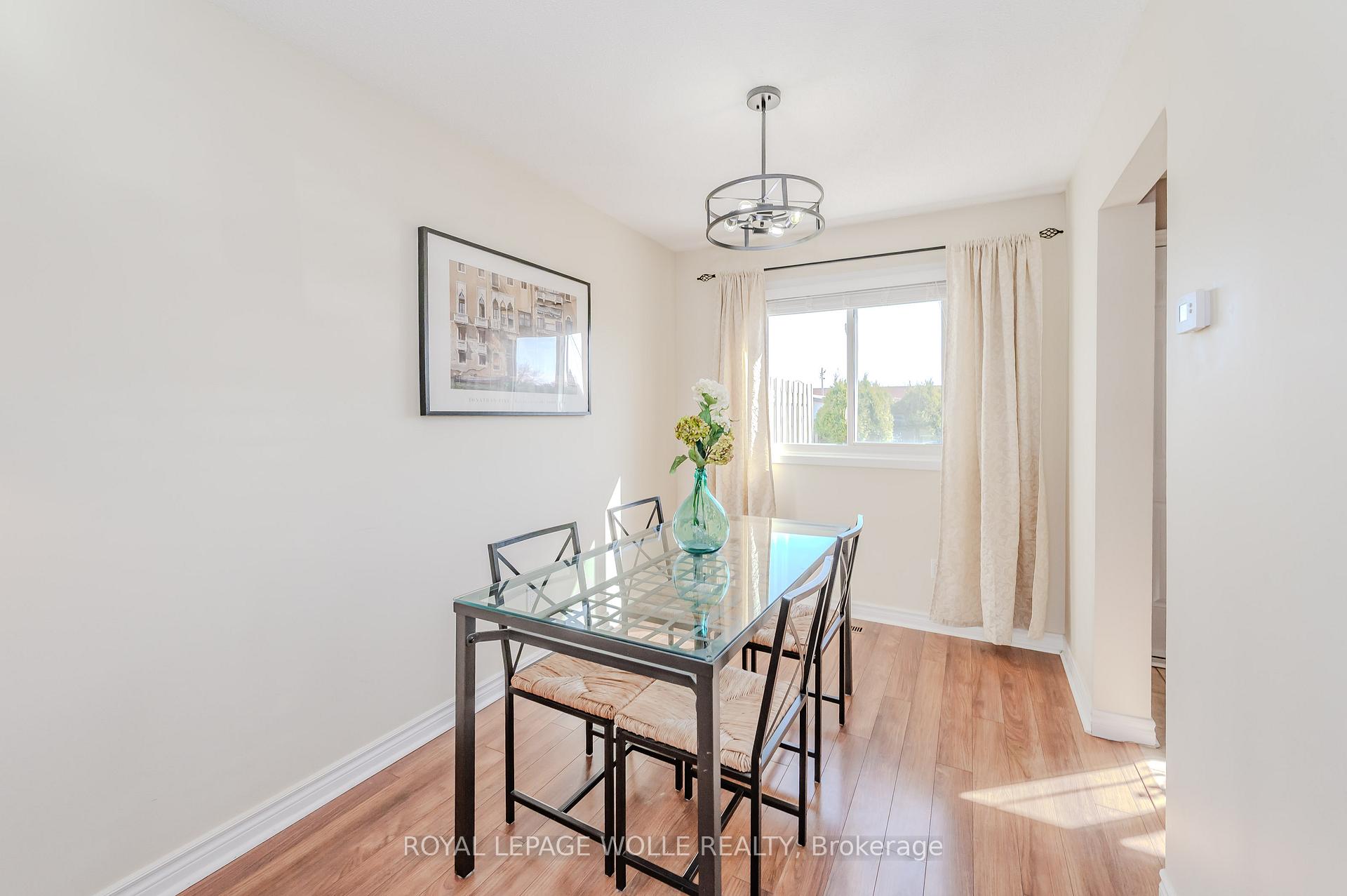 Photo 7 of Unit 33, 25 Upper Canada Drive, Kitchener — HOMEH