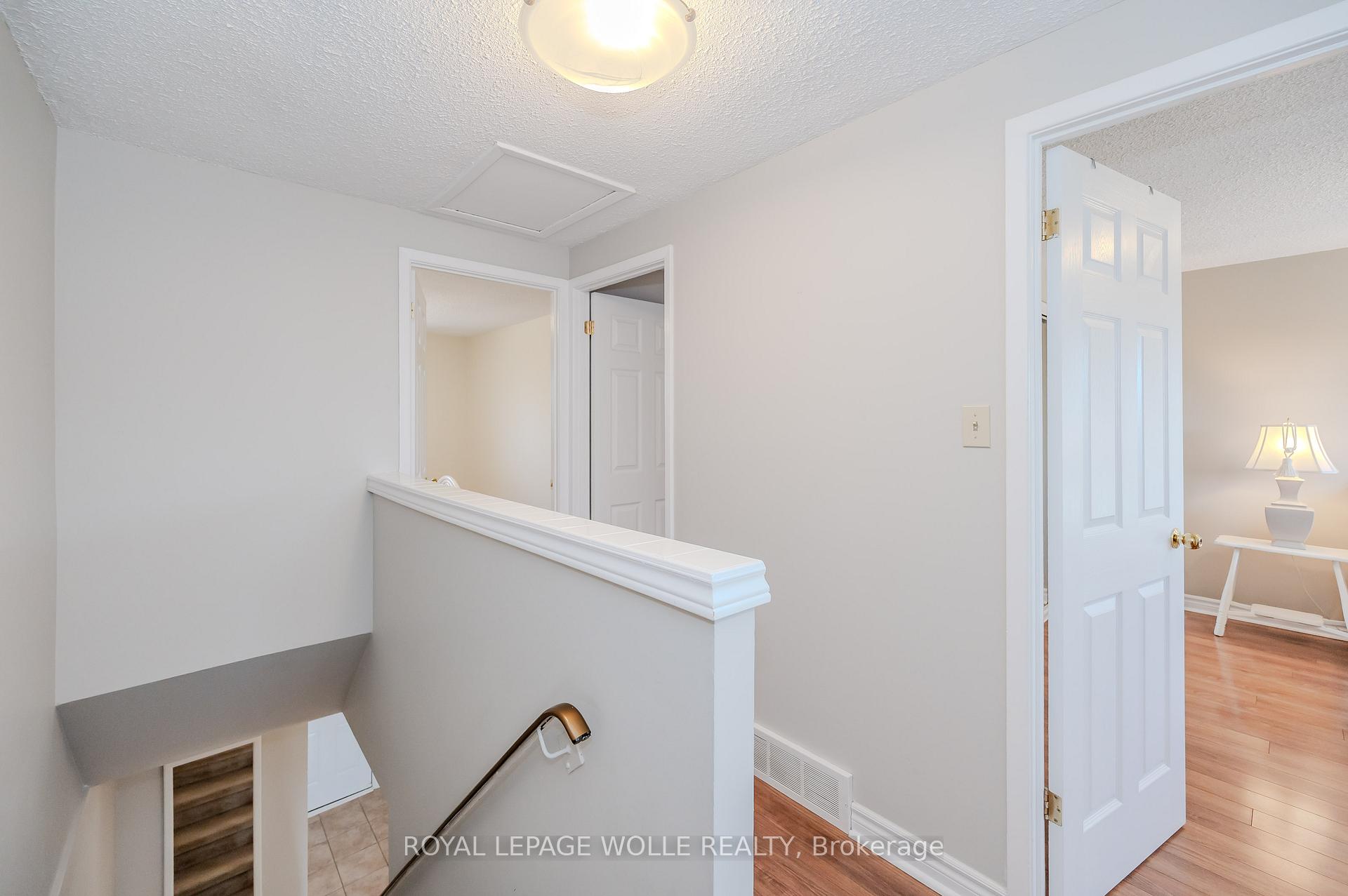 Photo 12 of Unit 33, 25 Upper Canada Drive, Kitchener — HOMEH
