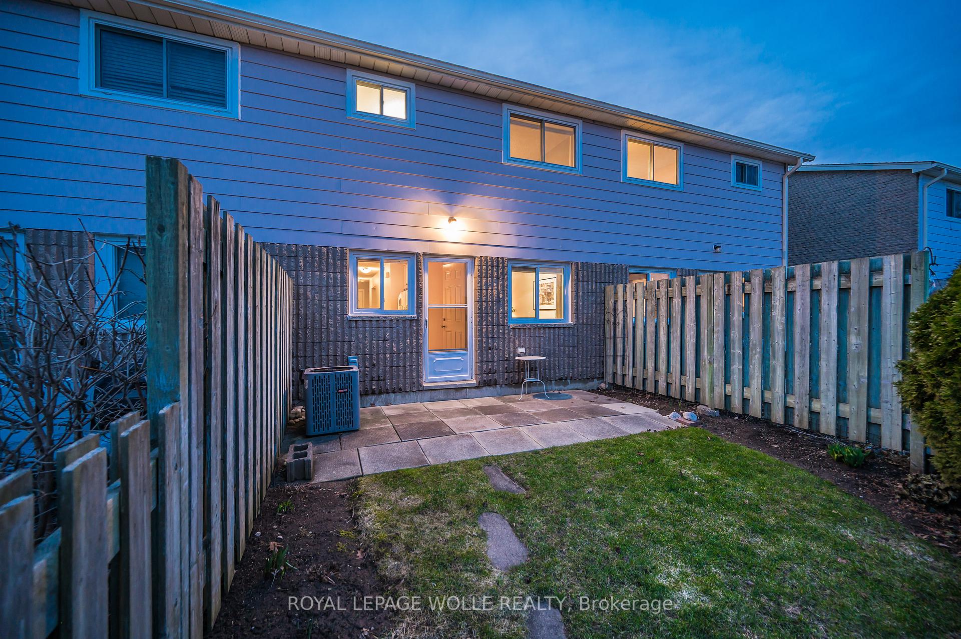 Photo 19 of Unit 33, 25 Upper Canada Drive, Kitchener — HOMEH