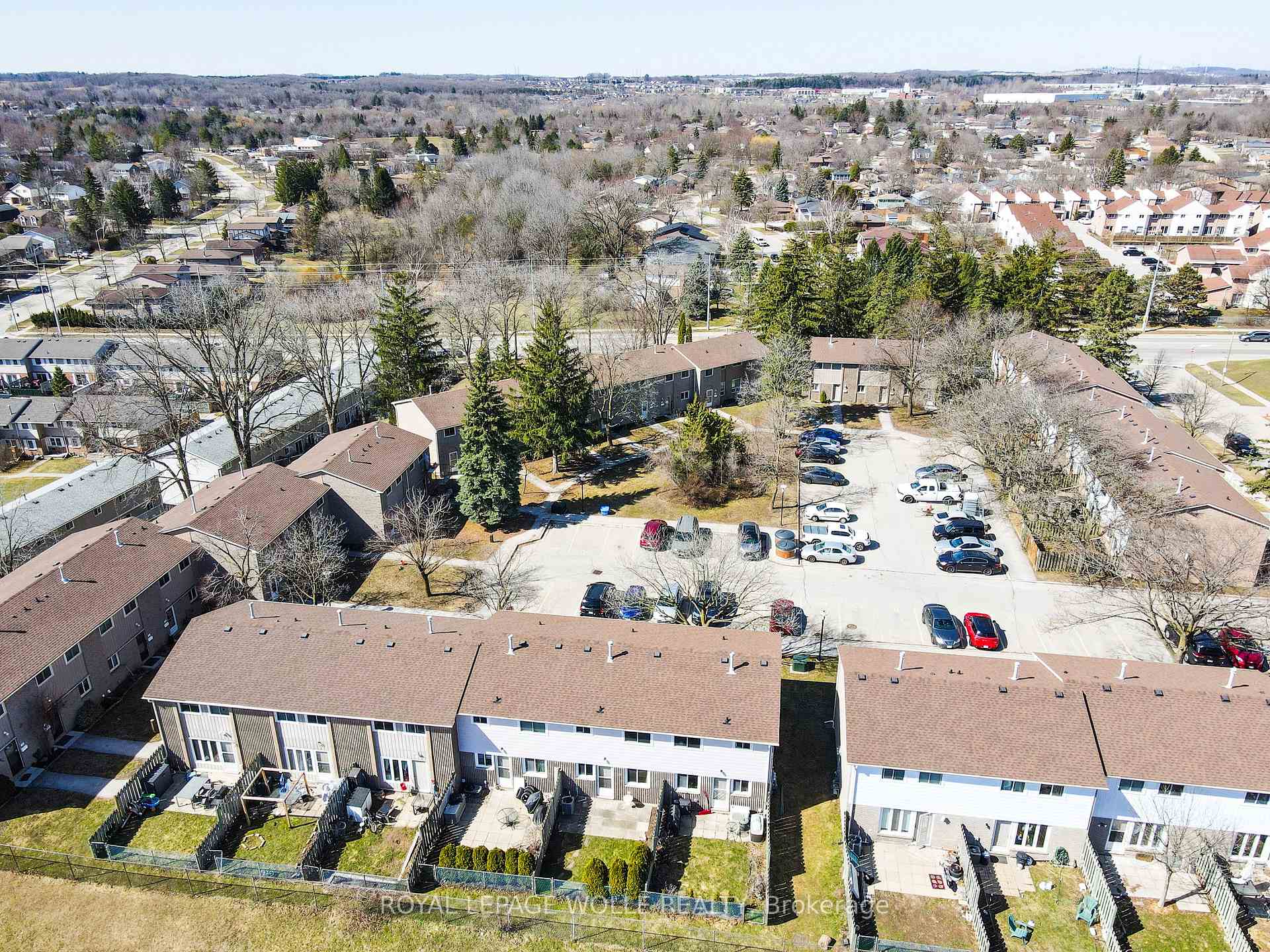 Photo 23 of Unit 33, 25 Upper Canada Drive, Kitchener — HOMEH