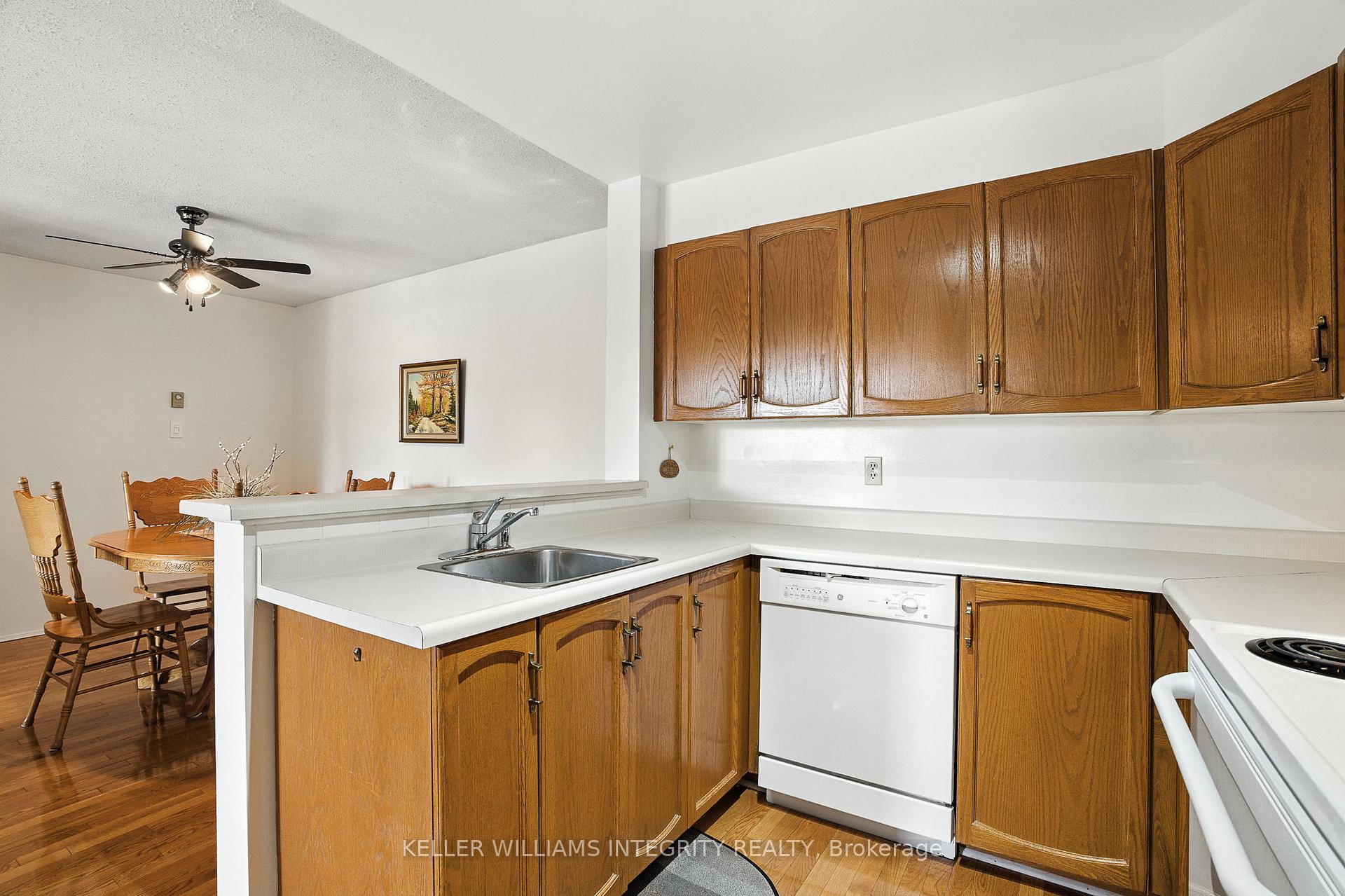 Photo 15 of Unit 203, 1750 Marsala Crescent, Ottawa, Fallingbrook/Pineridge — HOMEH