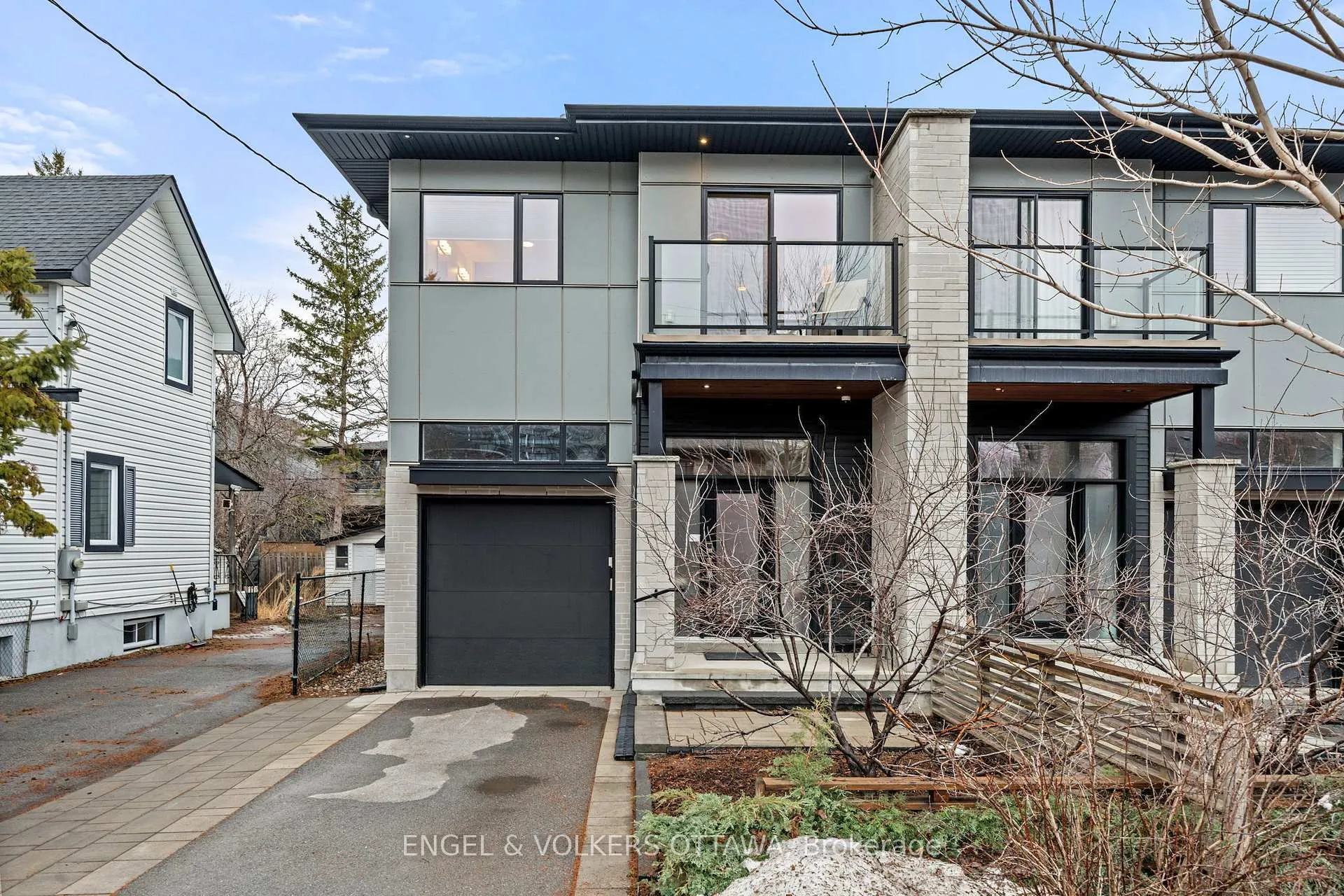 Photo 2 of 381 Roosevelt Avenue, Ottawa, Westboro West — HOMEH