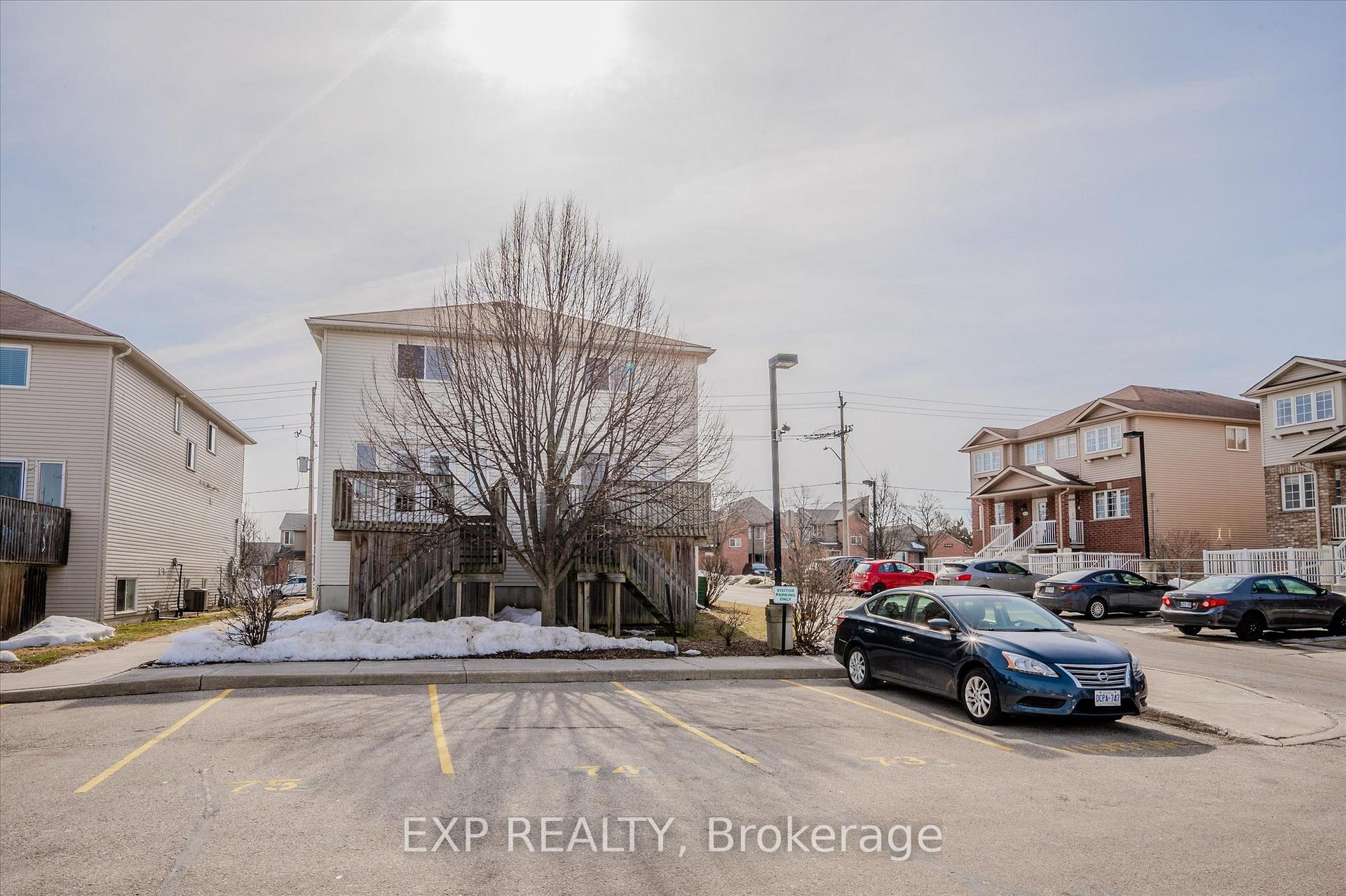 Photo 26 of Unit 21A, 50 Howe Drive, Kitchener, Laurentian Hills — HOMEH