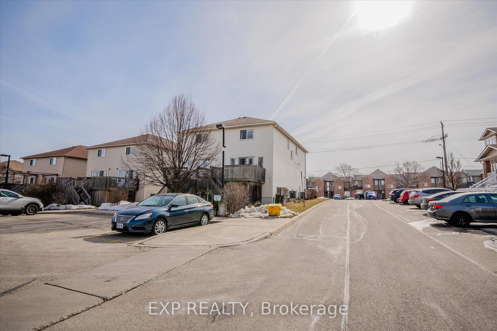 Photo 29 of Unit 21A, 50 Howe Drive, Kitchener, Laurentian Hills — HOMEH