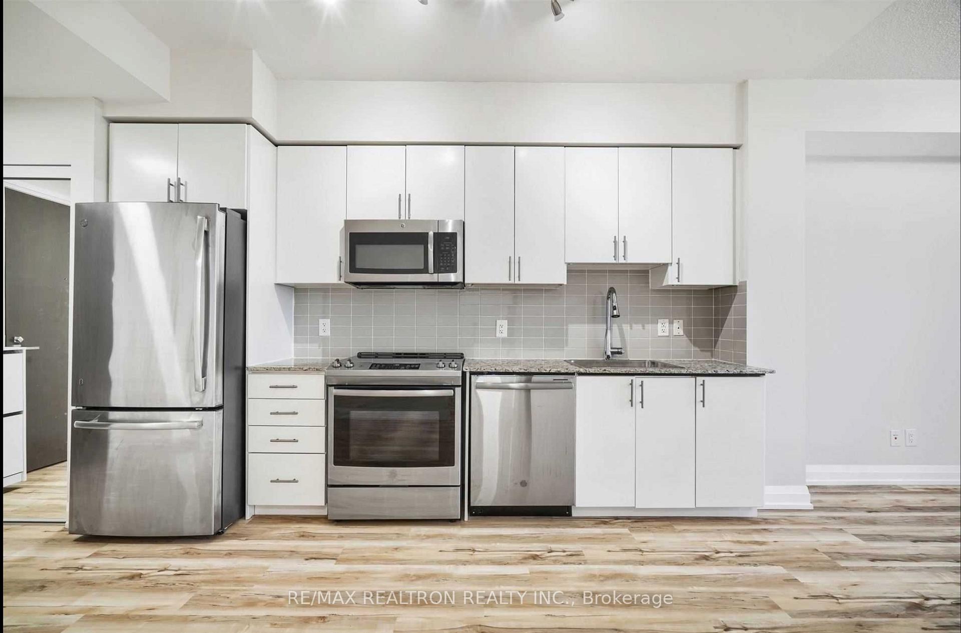 Photo 3 of Unit 1222, 7161 Yonge Street E, Markham, Grandview — HOMEH