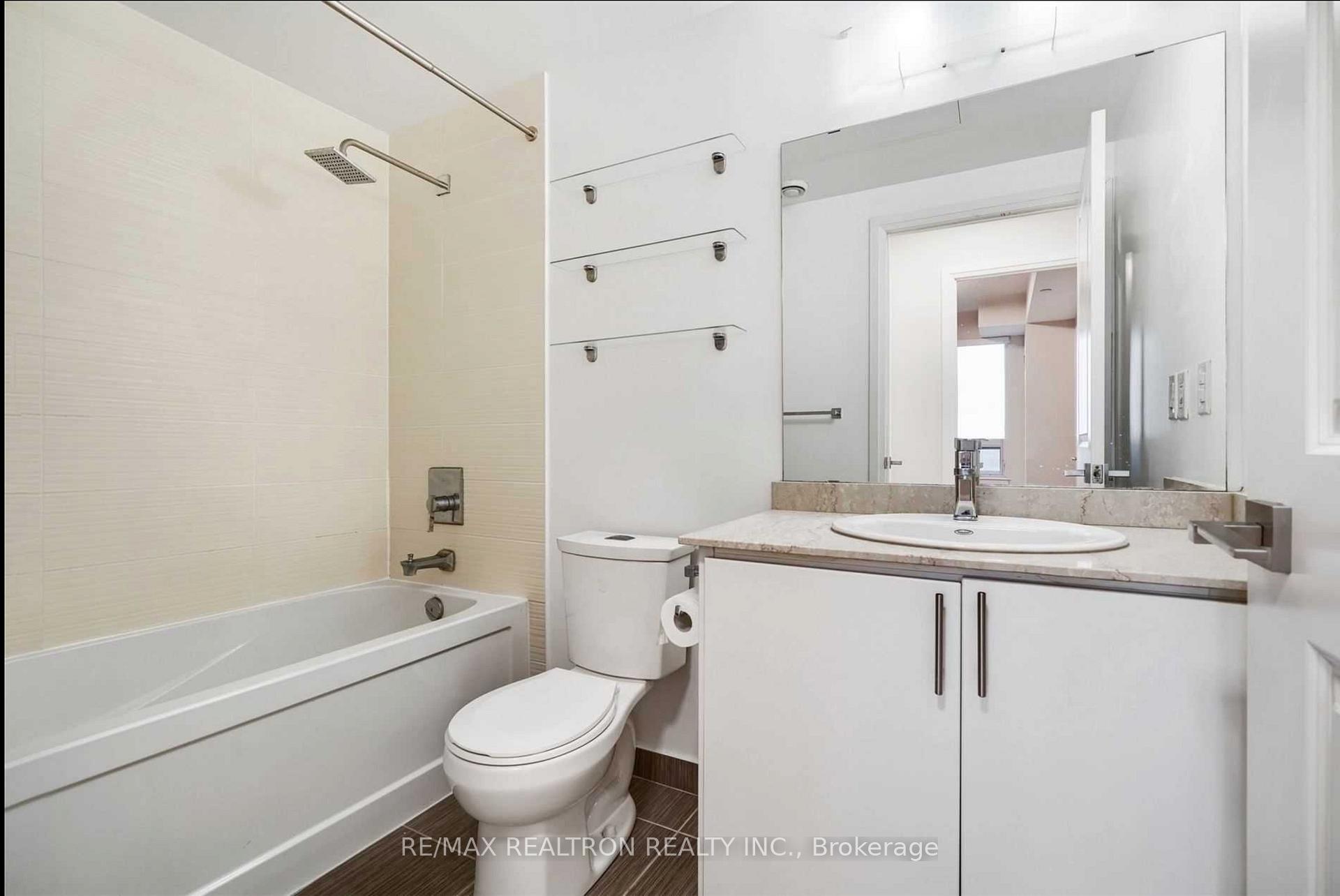 Photo 5 of Unit 1222, 7161 Yonge Street E, Markham, Grandview — HOMEH